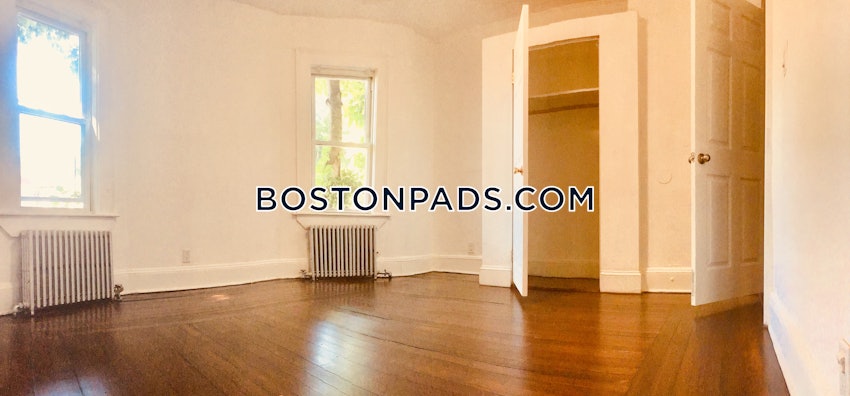 BOSTON - MATTAPAN - 4 Beds, 1 Bath - Image 46