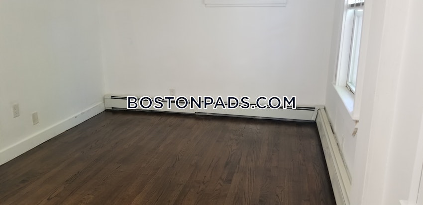 BOSTON - MATTAPAN - 4 Beds, 1 Bath - Image 50