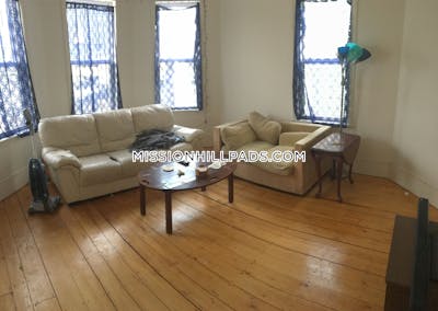 Mission Hill Apartment for rent 3 Bedrooms 1 Bath Boston - $2,900