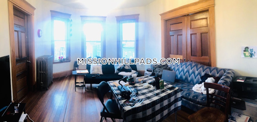 BOSTON - MISSION HILL - 5 Beds, 2 Baths - Image 41