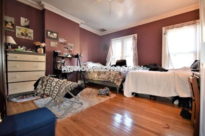 Mission Hill Apartment for rent 3 Bedrooms 2 Baths Boston - $3,500 50% Fee