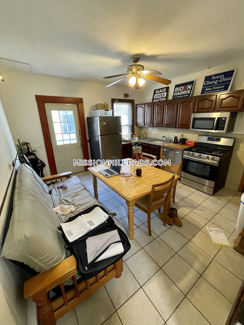 BOSTON - MISSION HILL - 1 Bed, 2 Baths - Image 2