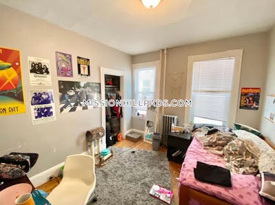 Mission Hill Apartment for rent 3 Bedrooms 1 Bath Boston - $3,000