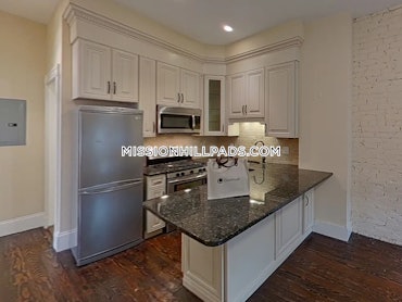 Mission Hill, Boston, MA - 2 Beds, 1 Bath - $3,520 - ID#4499292