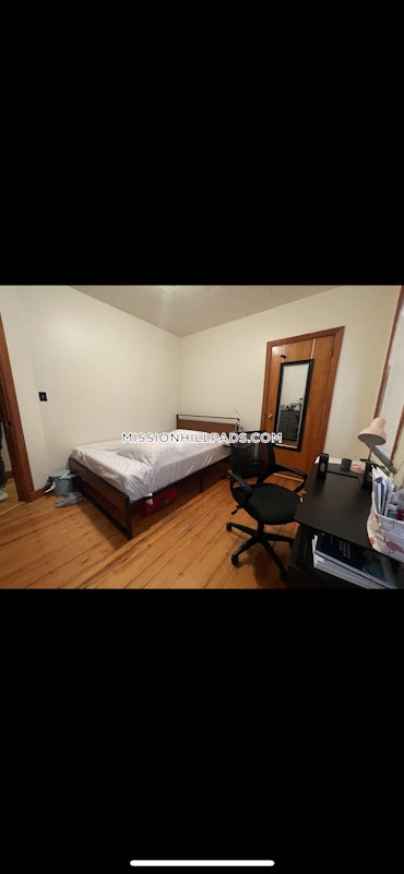 Mission Hill, Boston, MA - 3 Beds, 1 Bath - $4,000 - ID#4516392