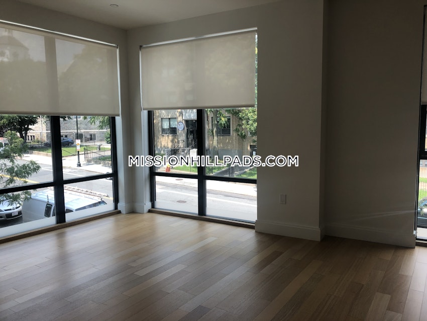 BOSTON - MISSION HILL - 1 Bed, 1 Bath - Image 9