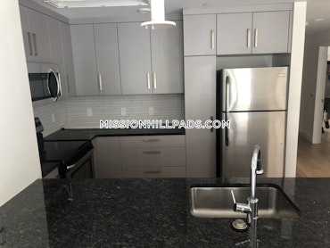 Tremont St. Roxbury Crossing