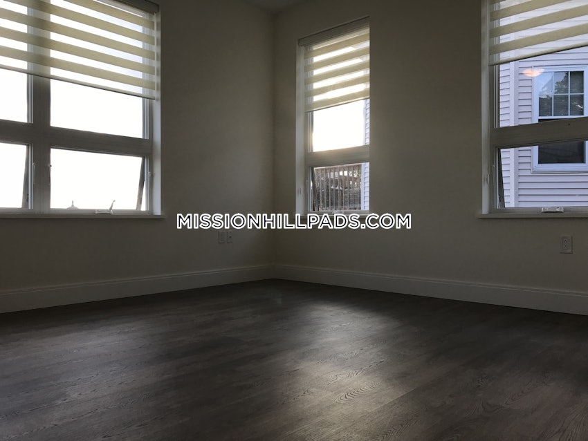 BOSTON - MISSION HILL - 2 Beds, 2 Baths - Image 22