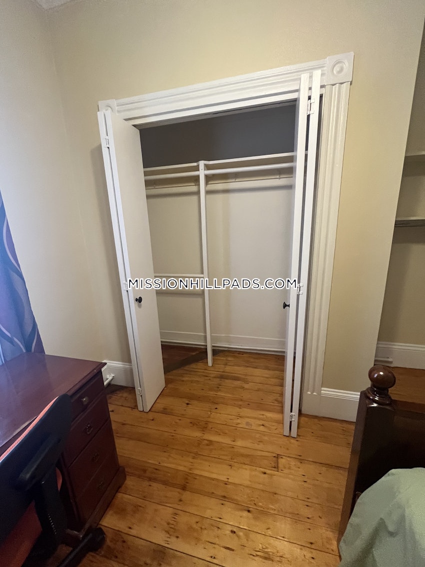 BOSTON - MISSION HILL - 1 Bed, 1 Bath - Image 22