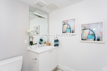 Tremont St. Roxbury Crossing