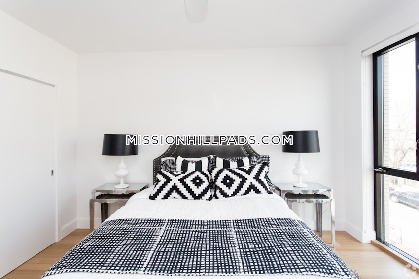 BOSTON - MISSION HILL - 1 Bed, 1 Bath - Image 4