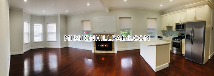 BOSTON - MISSION HILL - 5 Beds, 3 Baths - Image 11