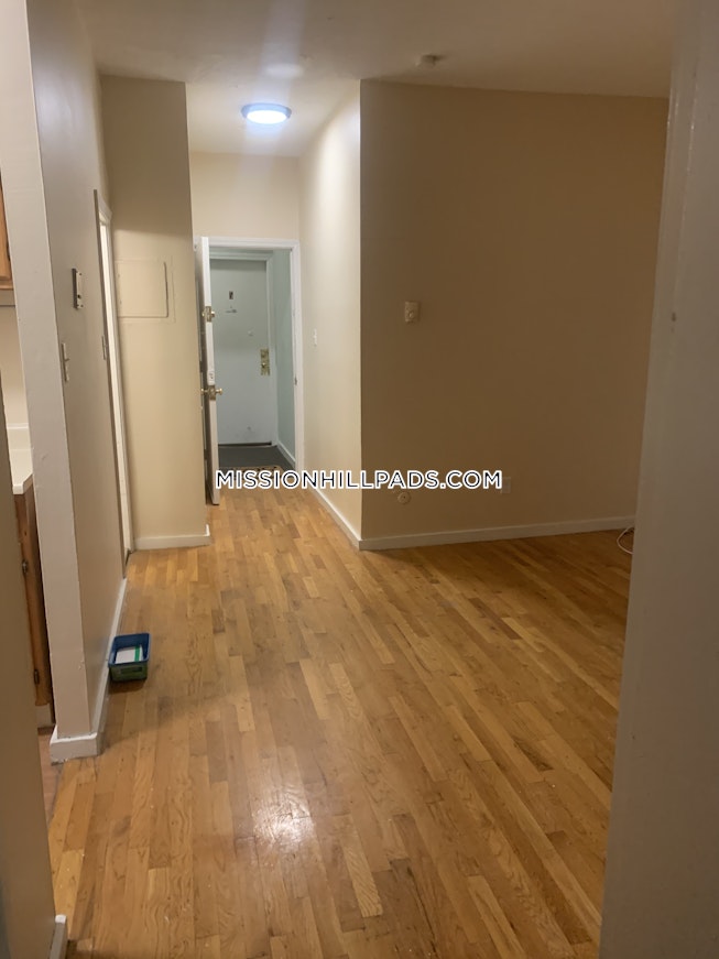 Boston - $3,195+ /mo