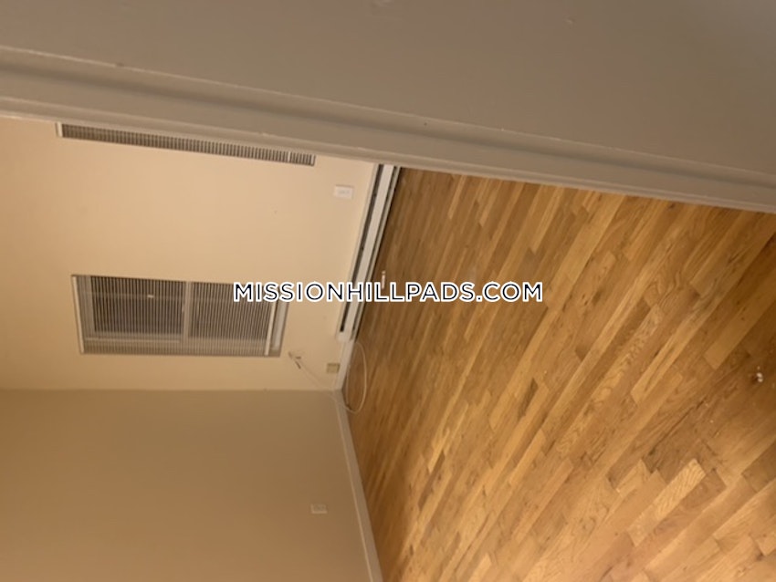 Boston - Mission Hill - 2 Beds, 1 Bath - Image 32