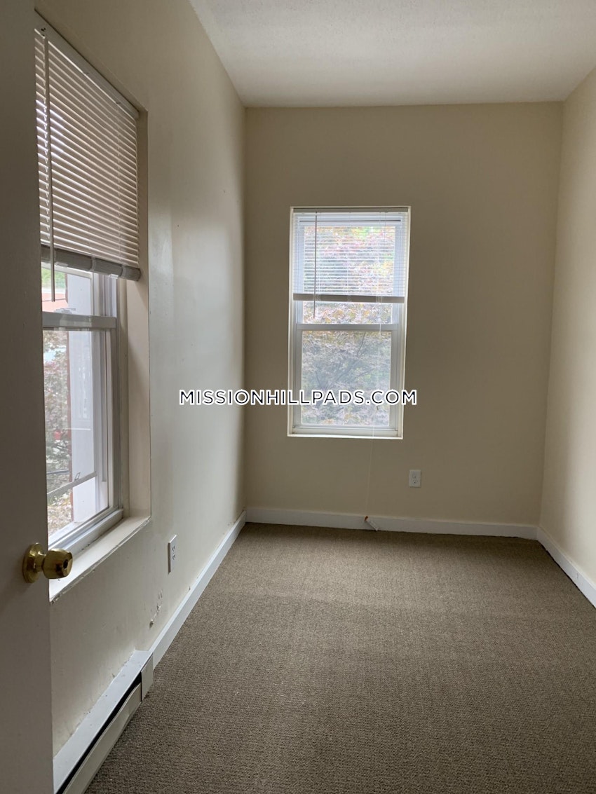 Boston - Mission Hill - 2 Beds, 1 Bath - Image 30