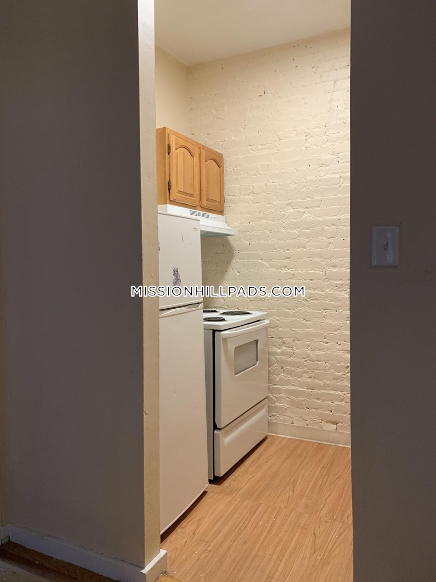 Boston - Mission Hill - 2 Beds, 1 Bath - Image 29