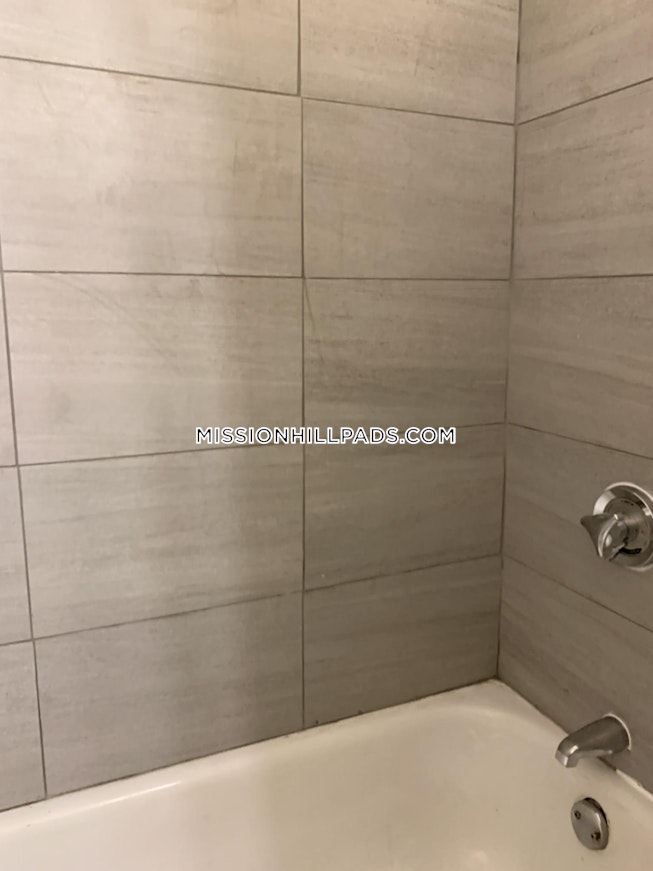 Boston - $3,195+ /mo