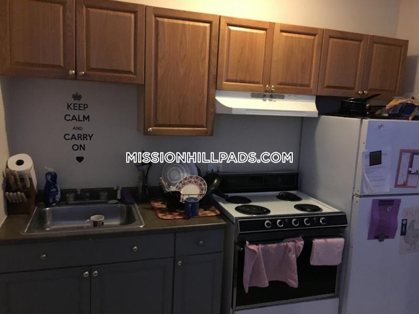 Boston - Mission Hill - 2 Beds, 1 Bath - Image 6