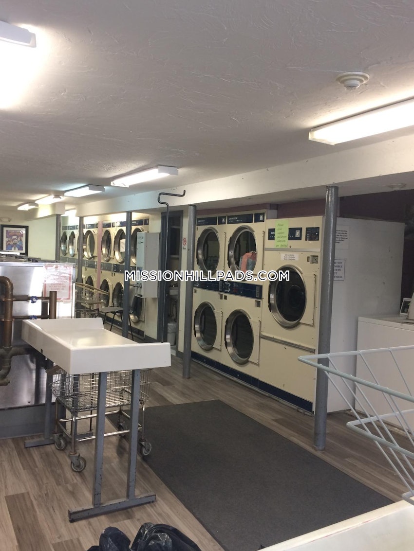 Boston - Mission Hill - 2 Beds, 1 Bath - Image 31