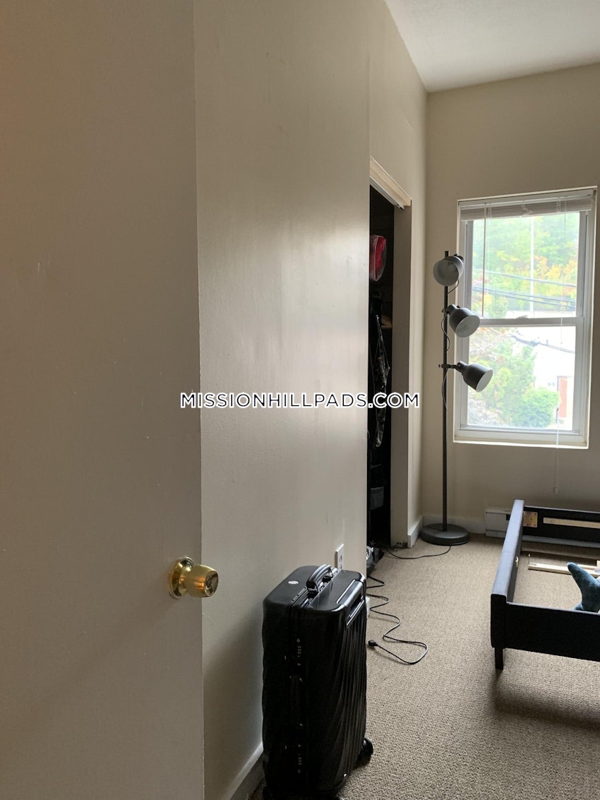 Boston - Mission Hill - 2 Beds, 1 Bath - Image 28