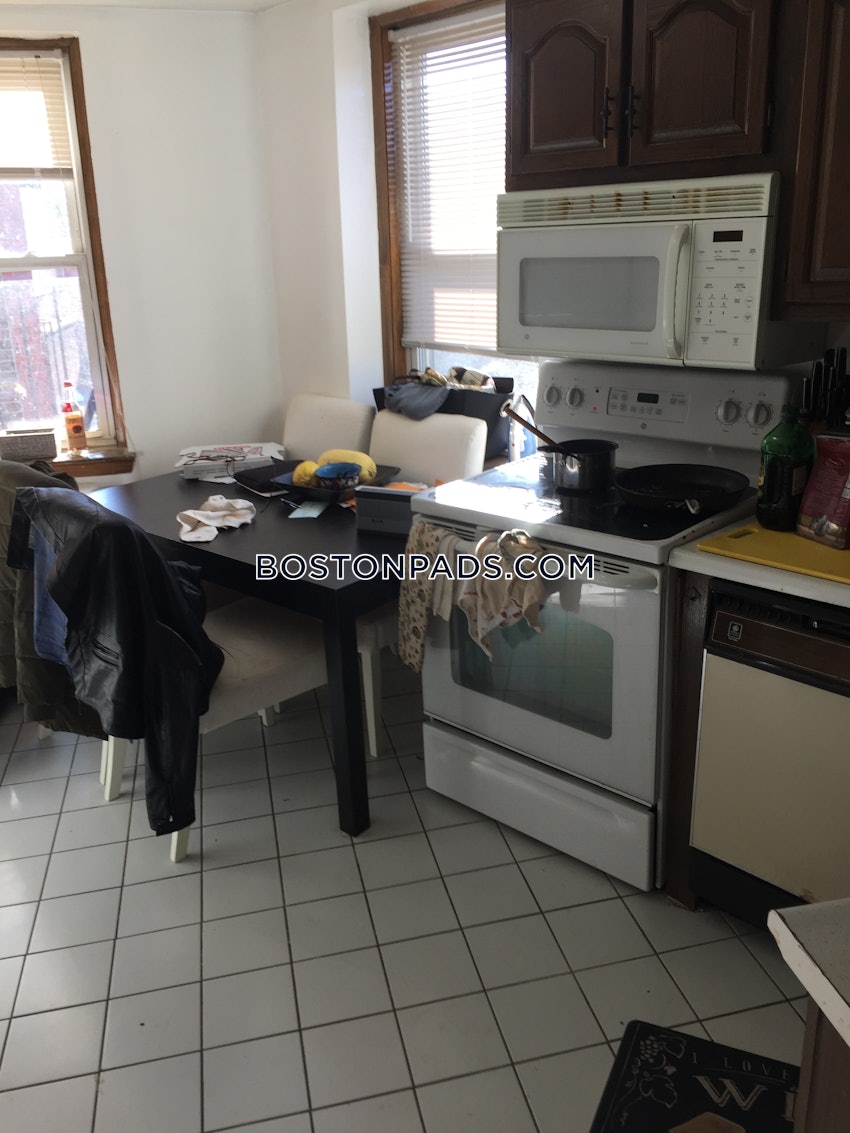 BOSTON - NORTH END - 2 Beds, 1 Bath - Image 67