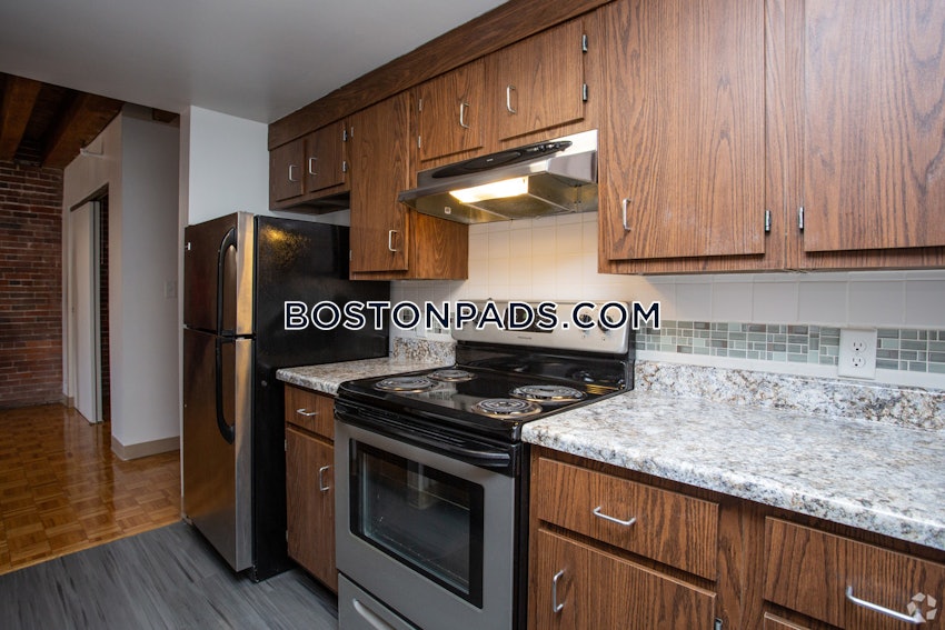 BOSTON - NORTH END - 2 Beds, 1.5 Baths - Image 2