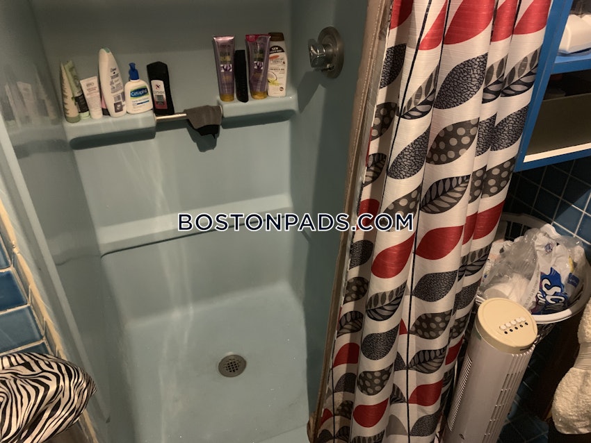 BOSTON - NORTH END - 1 Bed, 1 Bath - Image 13