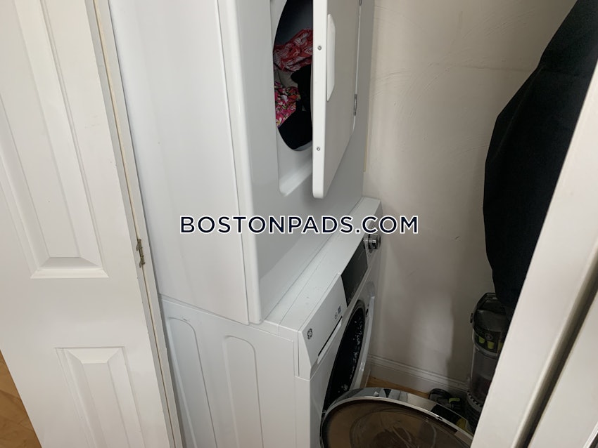 BOSTON - NORTH END - 2 Beds, 1 Bath - Image 5