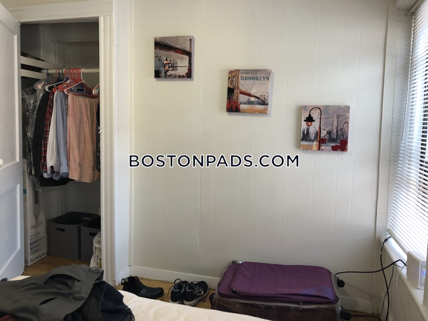 BOSTON - NORTH END - 1 Bed, 1 Bath - Image 9