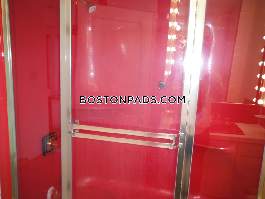 BOSTON - NORTH END - 3 Beds, 3 Baths - Image 10