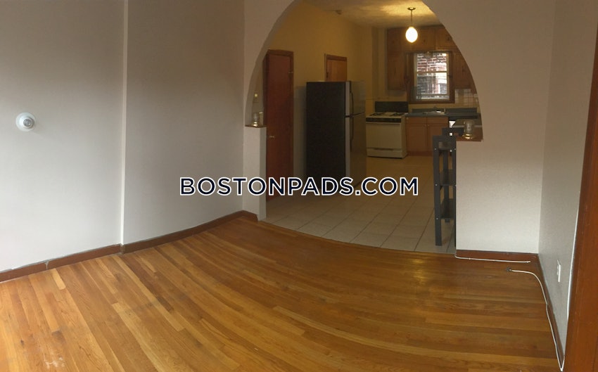 BOSTON - NORTH END - 2 Beds, 1 Bath - Image 2