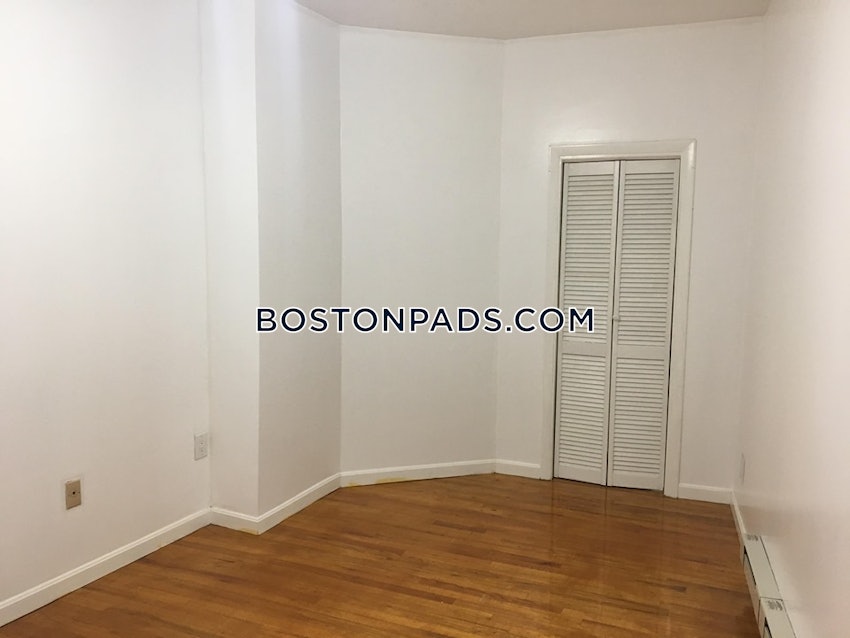 BOSTON - NORTH END - 2 Beds, 1 Bath - Image 13