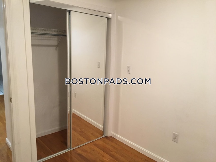 BOSTON - NORTH END - 2 Beds, 1 Bath - Image 9