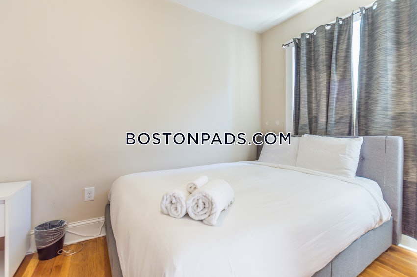 BOSTON - NORTH END - 3 Beds, 2 Baths - Image 2