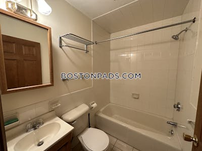 North End 2 Beds 1 Bath Boston - $3,000