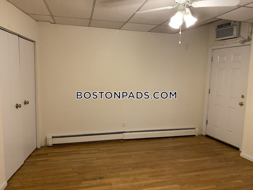 BOSTON - NORTH END - 1 Bed, 1 Bath - Image 2