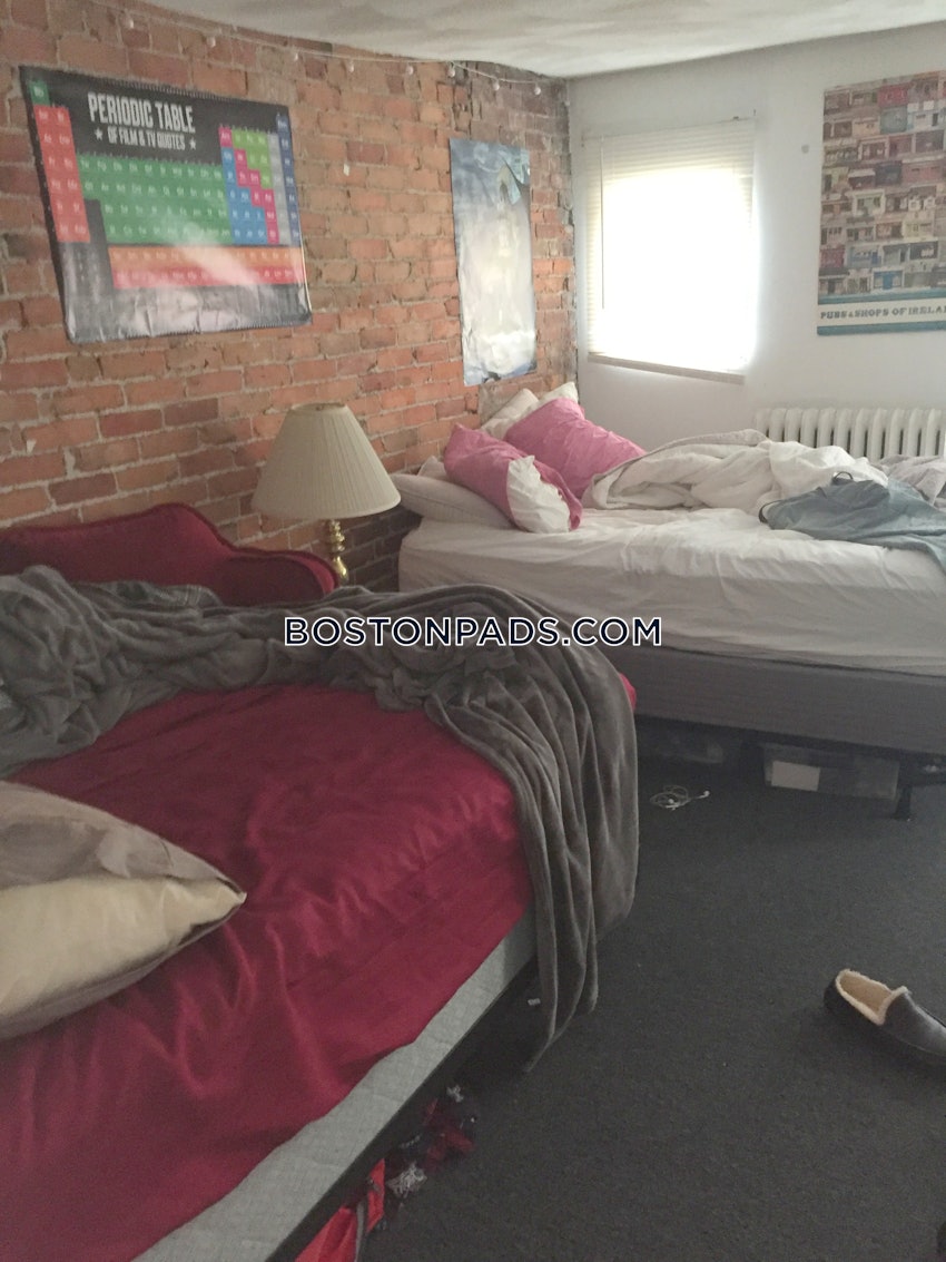 BOSTON - NORTHEASTERN/SYMPHONY - 3 Beds, 2 Baths - Image 9