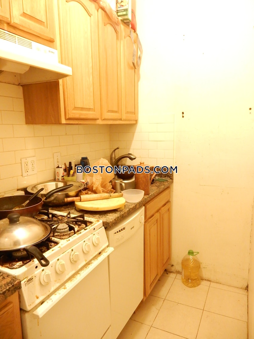 BOSTON - NORTHEASTERN/SYMPHONY - 2 Beds, 1 Bath - Image 2