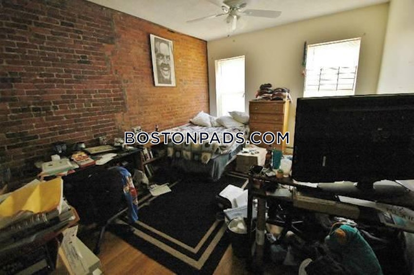 BOSTON - NORTHEASTERN/SYMPHONY - 2 Beds, 2 Baths - Image 10