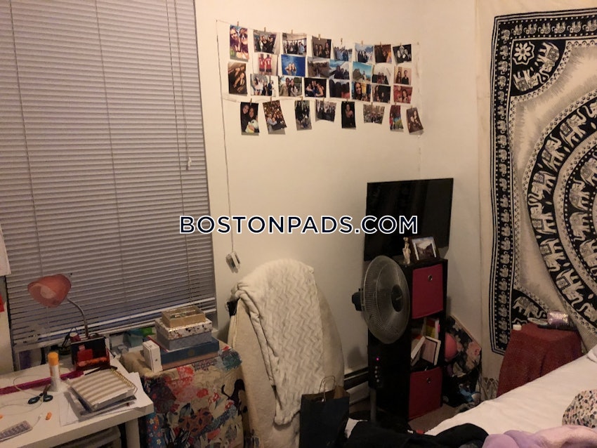 BOSTON - NORTHEASTERN/SYMPHONY - 4 Beds, 1 Bath - Image 16
