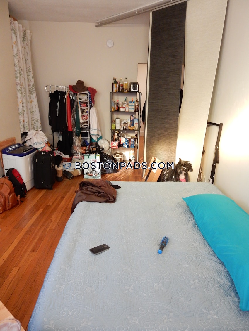 BOSTON - NORTHEASTERN/SYMPHONY - 2 Beds, 1 Bath - Image 9