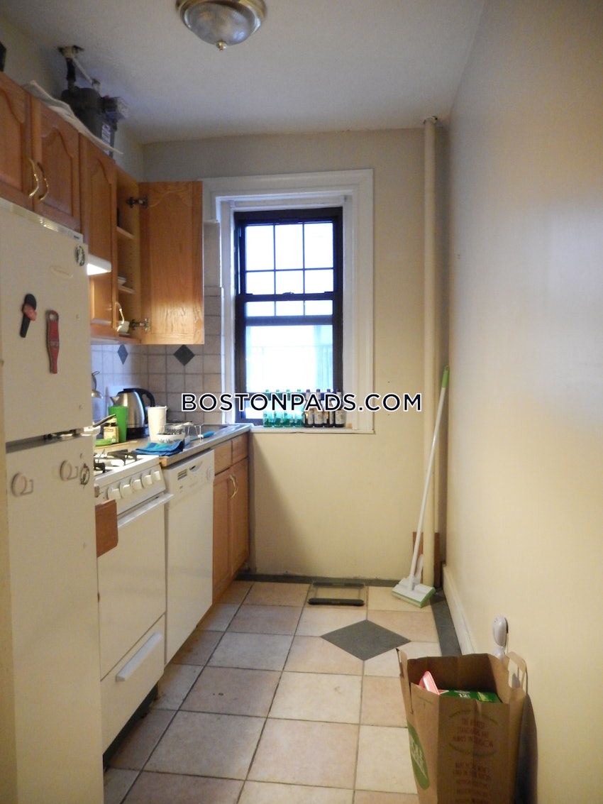 BOSTON - NORTHEASTERN/SYMPHONY - 1 Bed, 1 Bath - Image 11