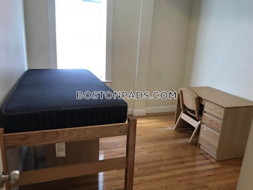 Boston - 4 Beds, 1.5 Baths