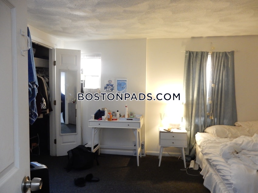 BOSTON - NORTHEASTERN/SYMPHONY - 3 Beds, 2 Baths - Image 6