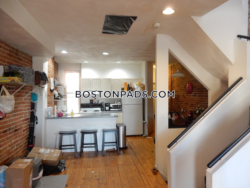 BOSTON - NORTHEASTERN/SYMPHONY - 3 Beds, 2 Baths - Image 35