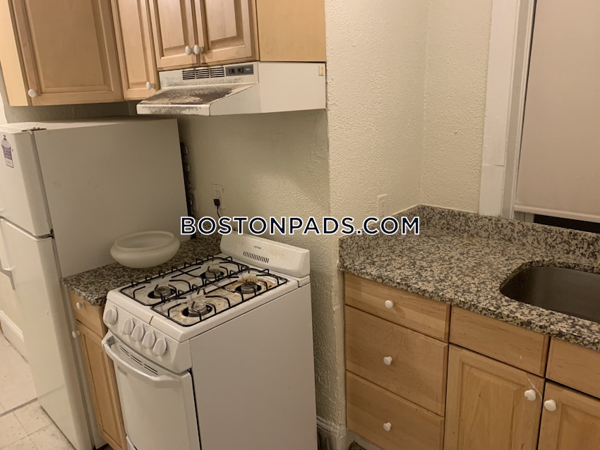 BOSTON - NORTHEASTERN/SYMPHONY - 1 Bed, 1 Bath - Image 17