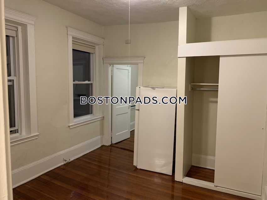 BOSTON - NORTHEASTERN/SYMPHONY - 1 Bed, 1 Bath - Image 11