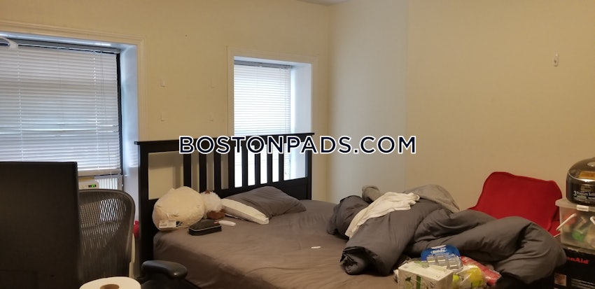 BOSTON - NORTHEASTERN/SYMPHONY - 4 Beds, 2 Baths - Image 20
