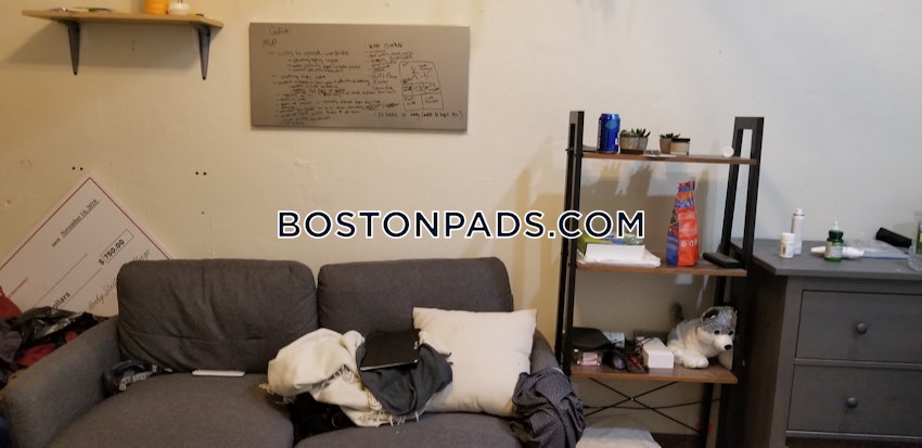BOSTON - NORTHEASTERN/SYMPHONY - 3 Beds, 1 Bath - Image 6