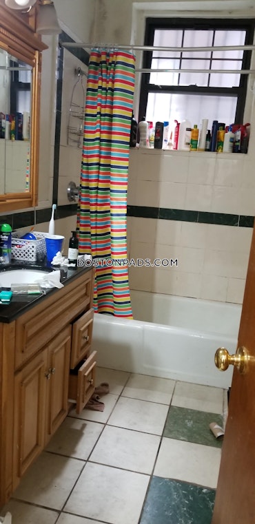 Boston - 3 Beds, 1 Baths